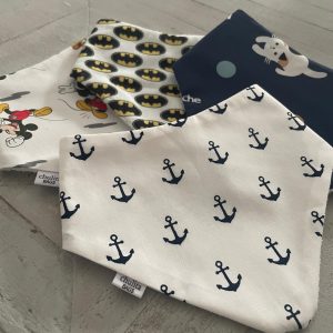 Babero bandana de algodón con reverso impermeable – Crece con tu bebé